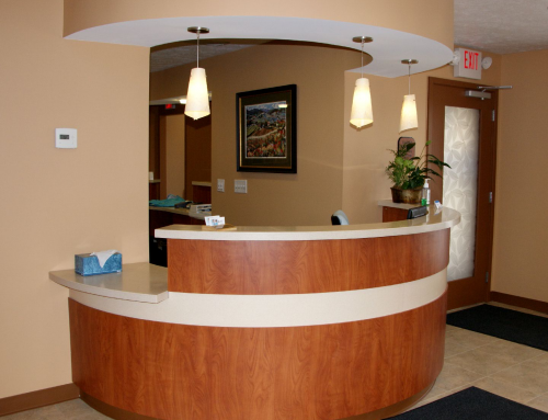 How to liven up the reception area at your workplace with right colours?